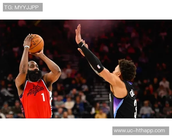 虎头蛇尾表现令人失望三节狂砍33分末节哑火仅得0分